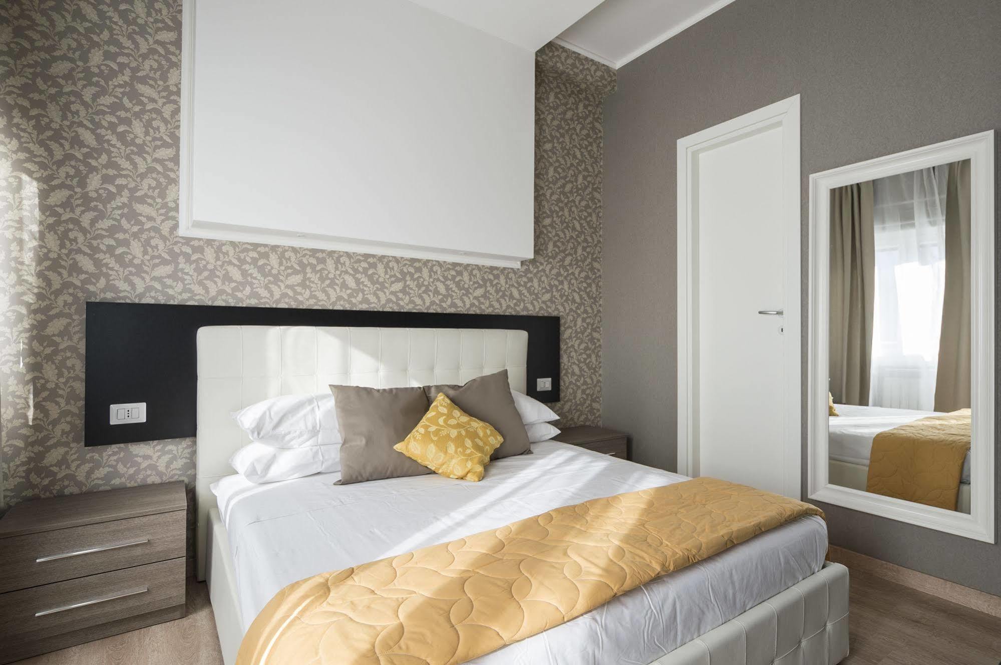 Happy Holiday In Rome B&B Экстерьер фото